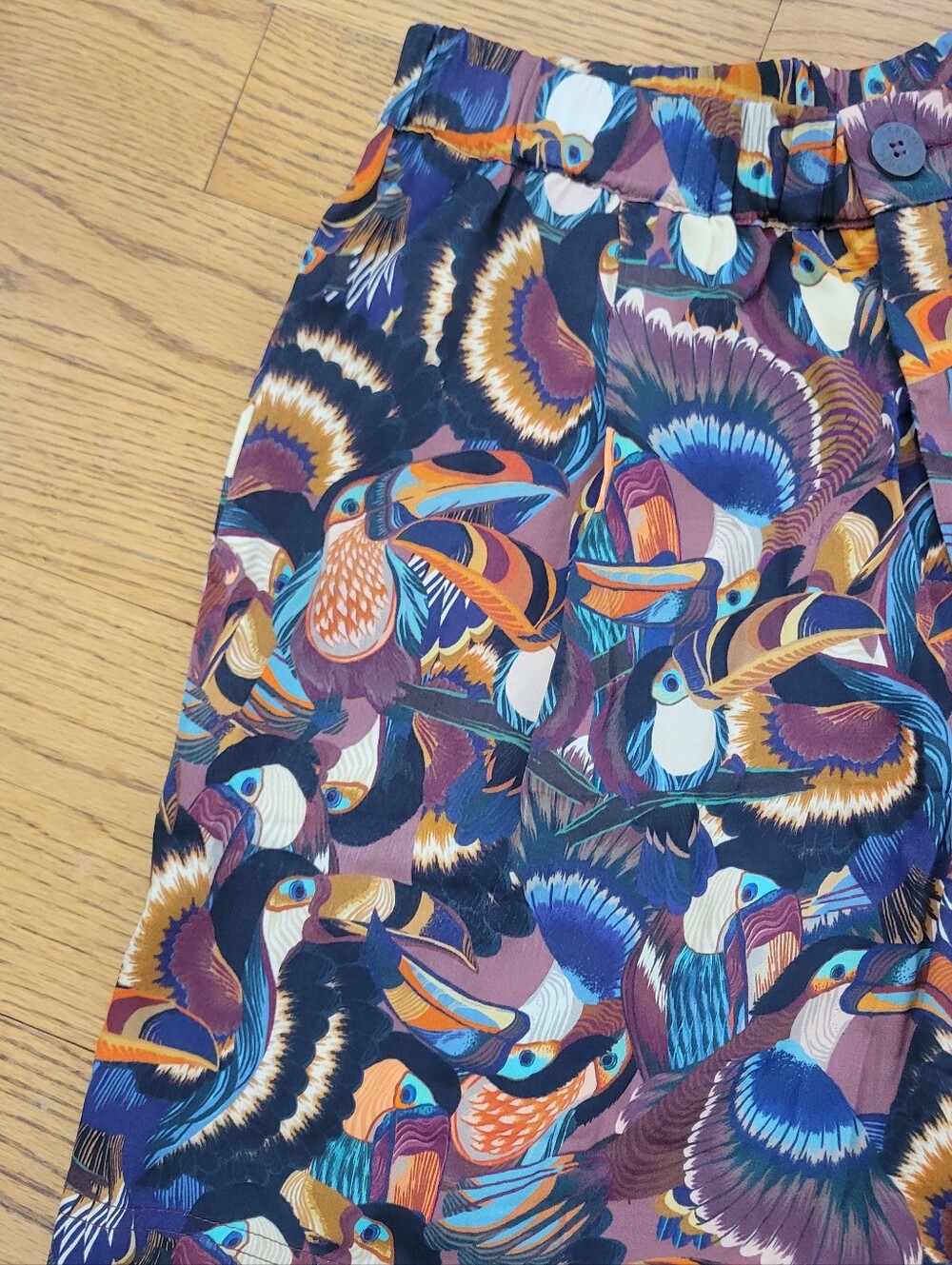 FARM Rio Flying Toucans Short | Multicolor - Picture 2 of 11